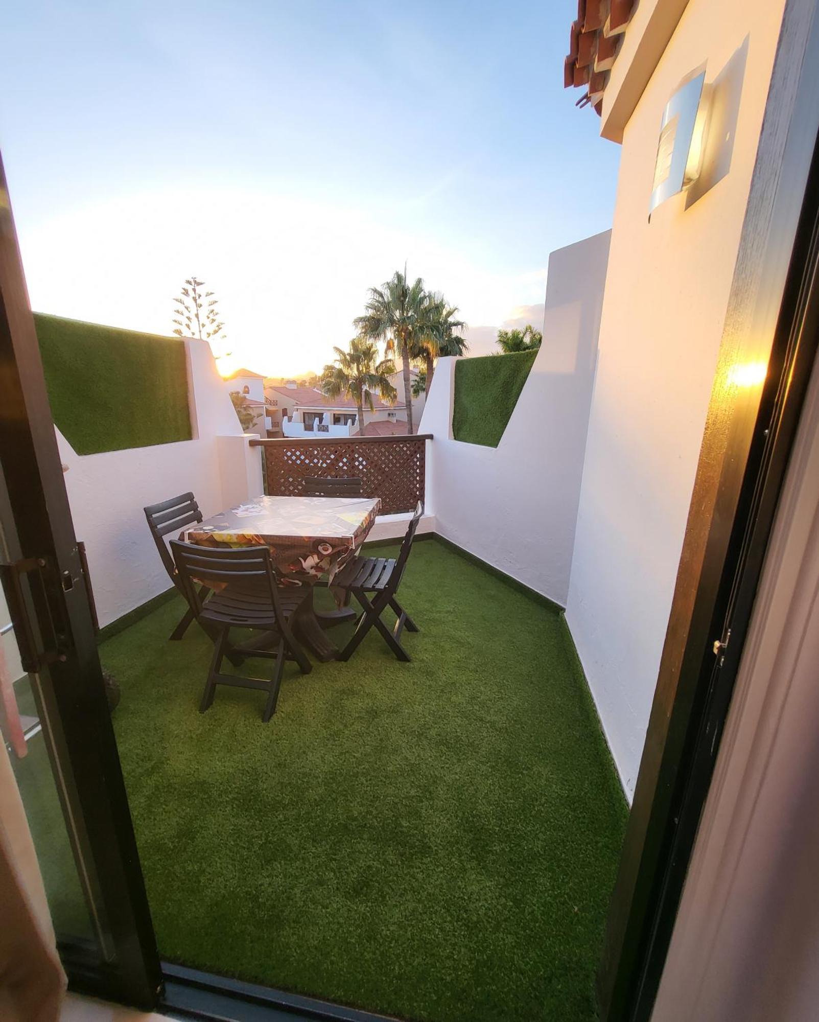 Moderno Y Luminoso Atico Con Vistas Y Piscina Διαμέρισμα Σαν Μιγκέλ ντε Αμπόνα Εξωτερικό φωτογραφία