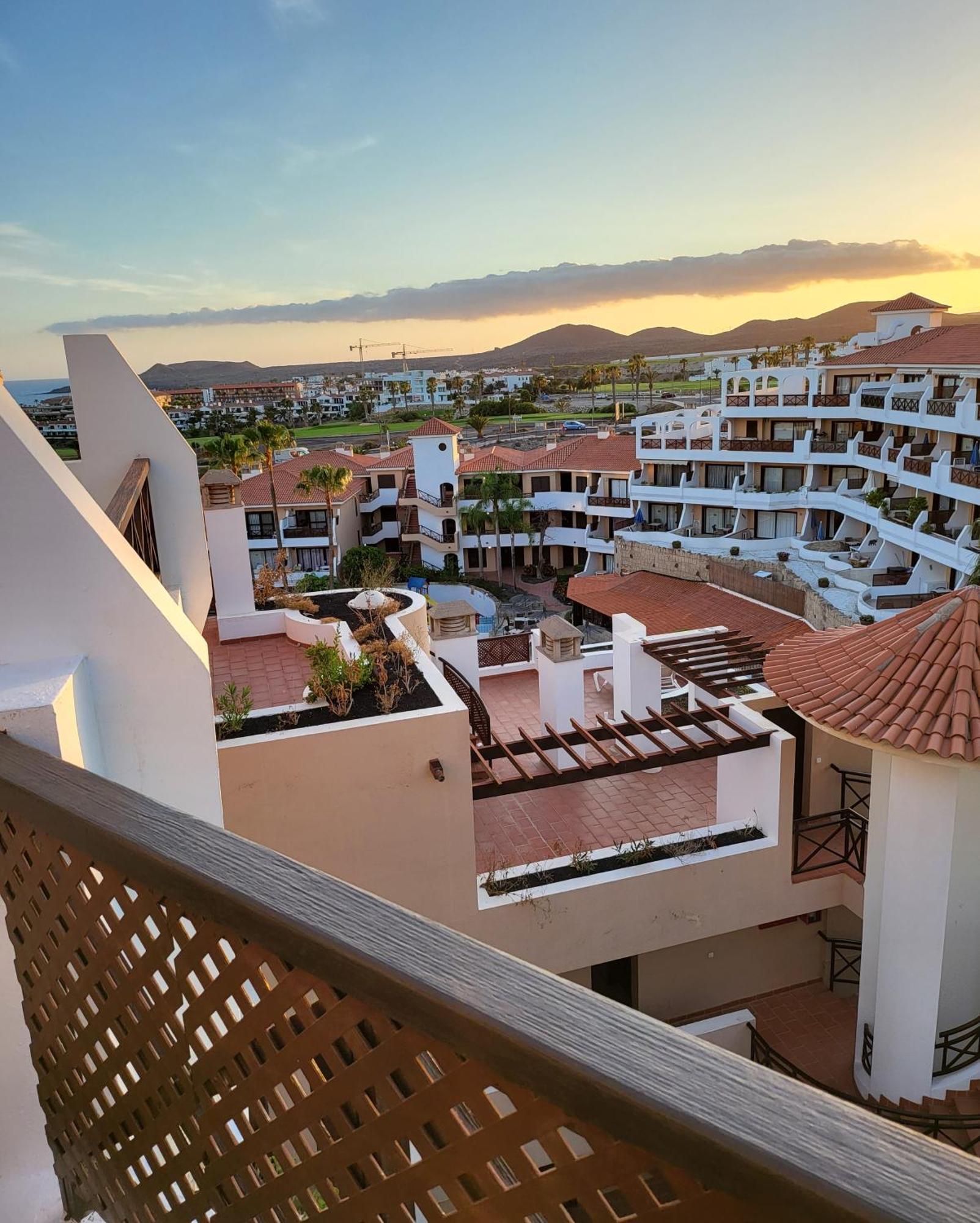 Moderno Y Luminoso Atico Con Vistas Y Piscina Διαμέρισμα Σαν Μιγκέλ ντε Αμπόνα Εξωτερικό φωτογραφία