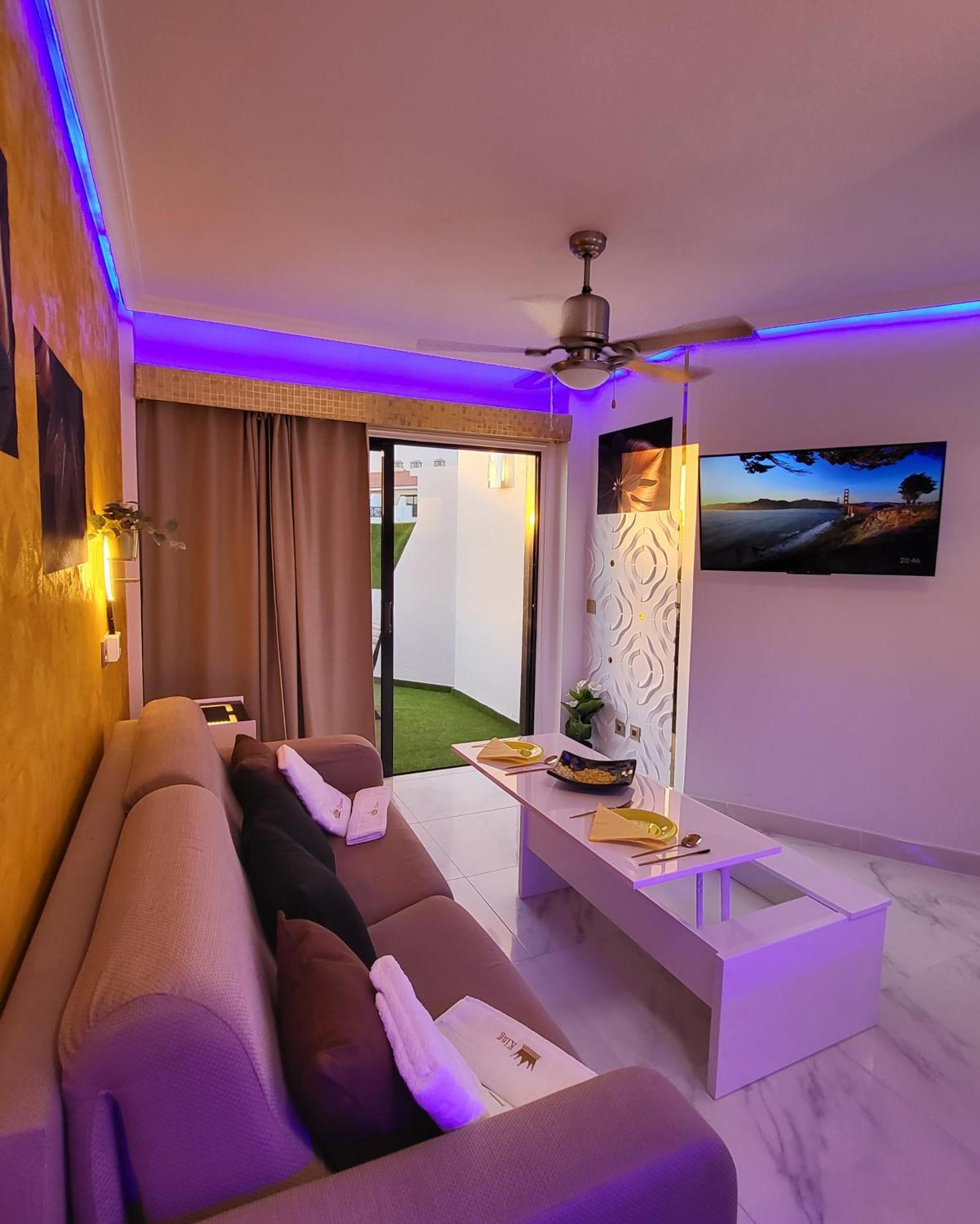 Moderno Y Luminoso Atico Con Vistas Y Piscina Διαμέρισμα Σαν Μιγκέλ ντε Αμπόνα Εξωτερικό φωτογραφία