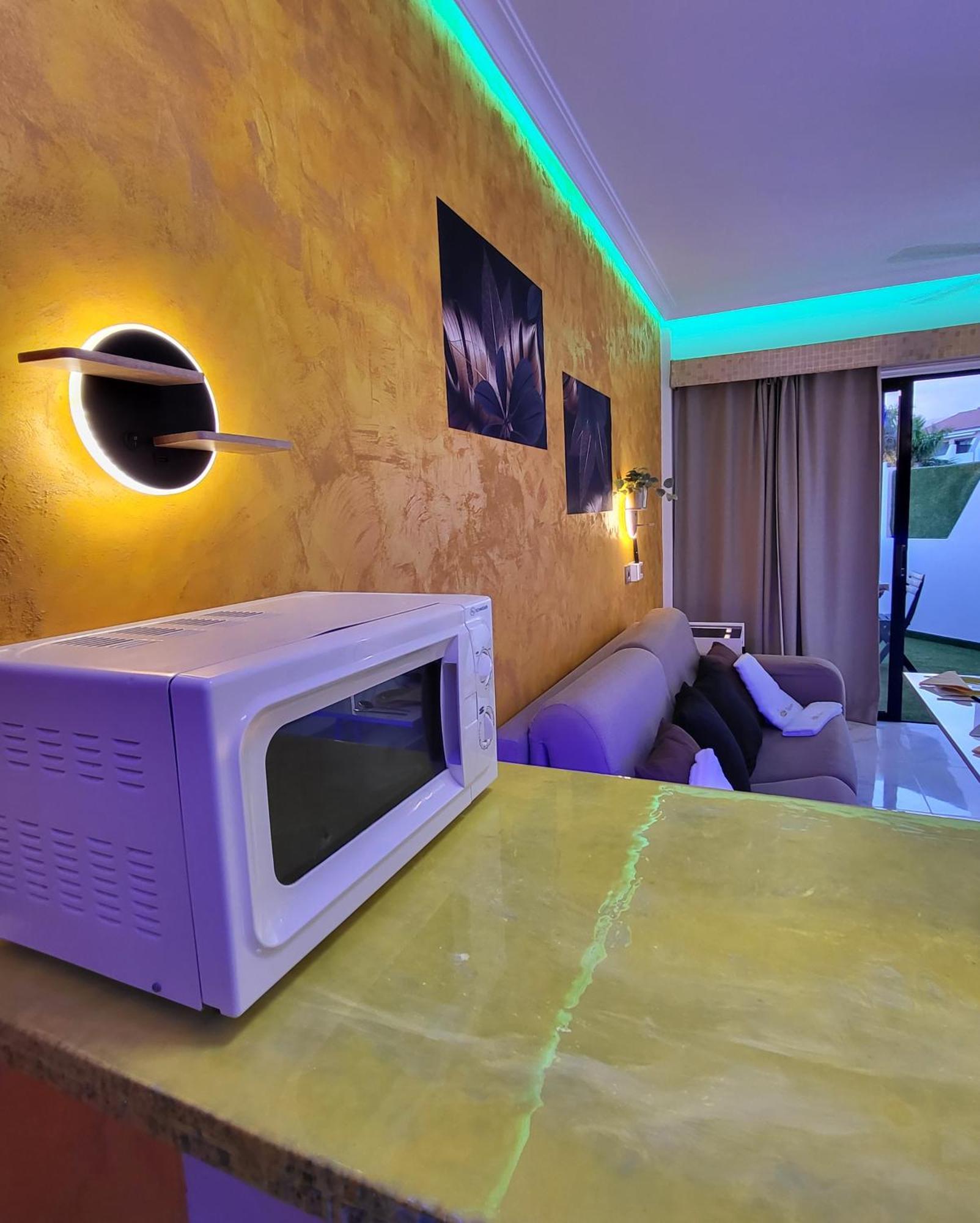 Moderno Y Luminoso Atico Con Vistas Y Piscina Διαμέρισμα Σαν Μιγκέλ ντε Αμπόνα Εξωτερικό φωτογραφία