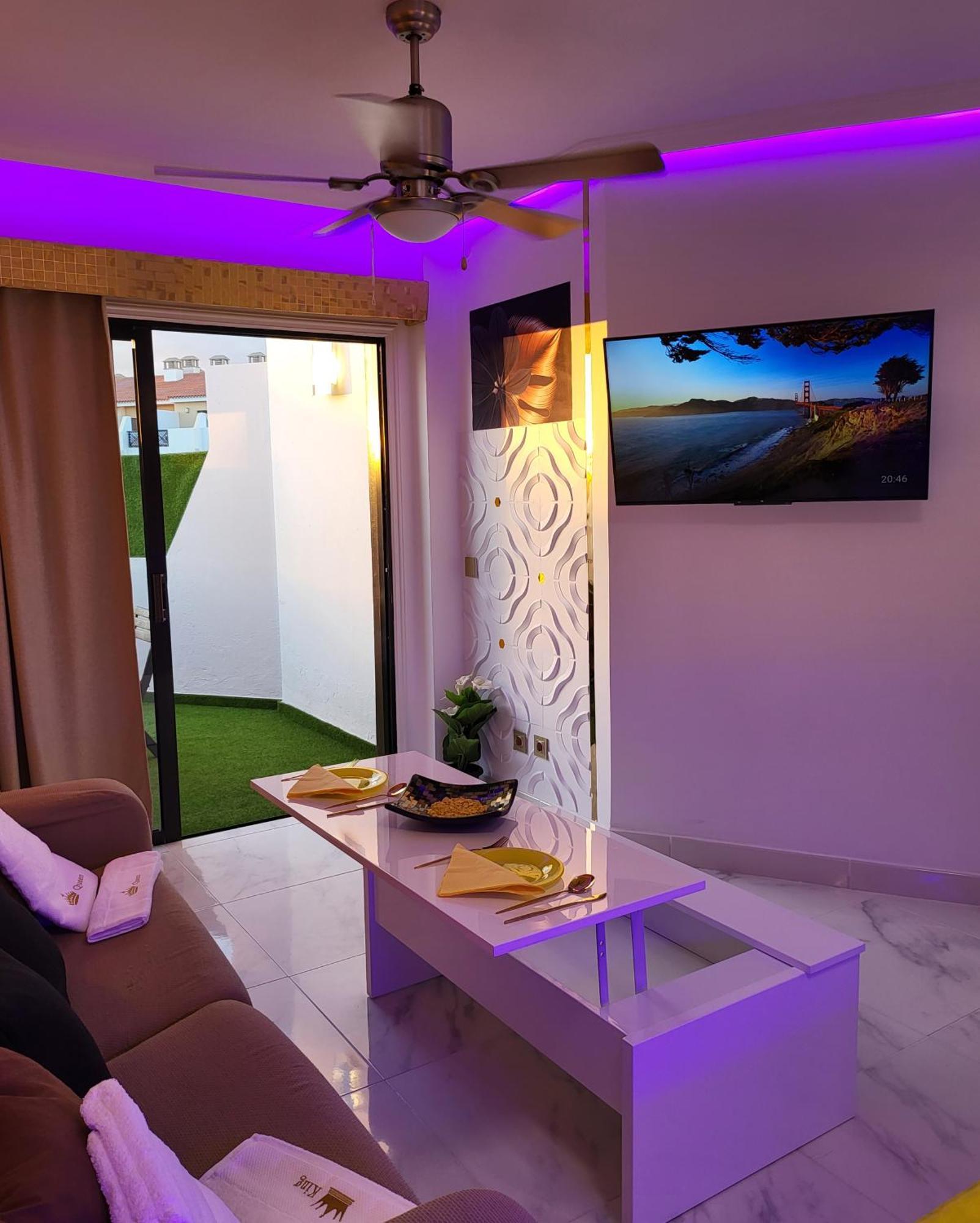 Moderno Y Luminoso Atico Con Vistas Y Piscina Διαμέρισμα Σαν Μιγκέλ ντε Αμπόνα Εξωτερικό φωτογραφία
