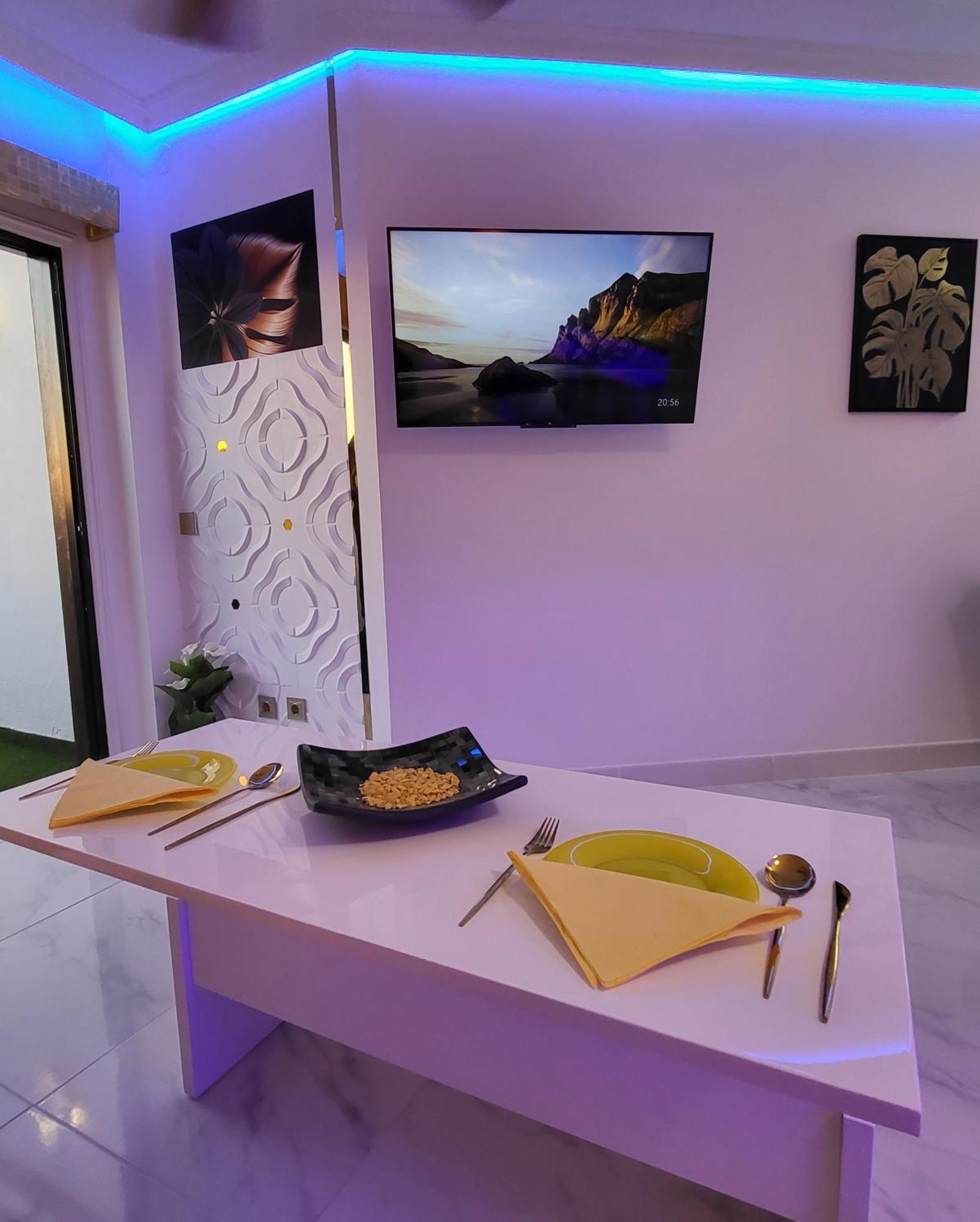 Moderno Y Luminoso Atico Con Vistas Y Piscina Διαμέρισμα Σαν Μιγκέλ ντε Αμπόνα Εξωτερικό φωτογραφία